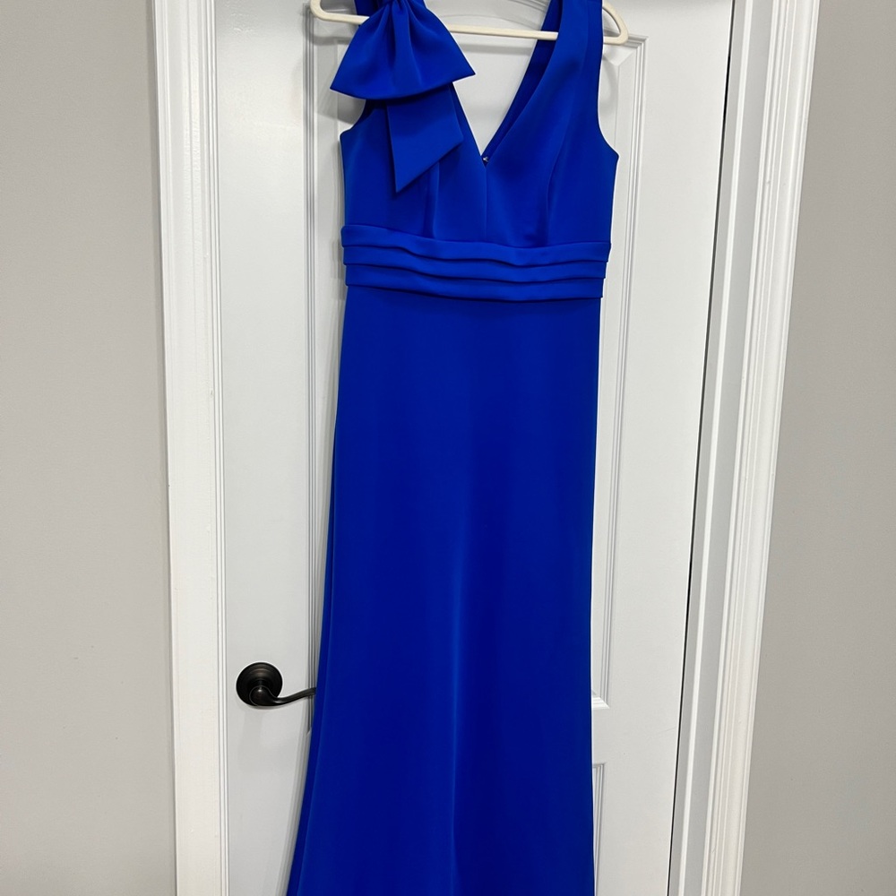 Elegant Blue Sleeveless Dress